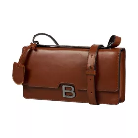    Dámska kožená kabelka cez rameno Burkely MODEST MEGHAN koňakovohnedej farby 24 x 12 cm