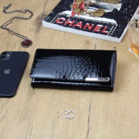   Gregorio BC-100 čierna dámska kožená peňaženka 18,5 x 9,5 x 3,5 cm