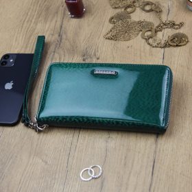    Gregorio PT-119 zelená dámska kožená peňaženka 19,5 x 10,5 x 2,5 cm