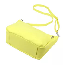    Dámska kožená kabelka cez rameno Luka 24-051 žltá 32 x 22 x 14 cm