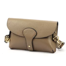    Dámska kožená kabelka cez rameno Luka 24-076 béžovej farby 22 x 15 x 6 cm