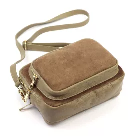    Dámska kožená kabelka cez rameno Luka 25-010 v lieskovo-orieškovej farbe 24 x 16 x 11 cm