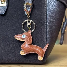    Dámsky hnedý doplnok z hovädzej kože Florence BRE-DOG-2 8,5 x 5,5 x 1 cm