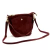  Dámska bordová kabelka cez rameno, crossbody kabelka z semišovej kože Luka 26-018, rozmery 21 x 20 x 11 cm