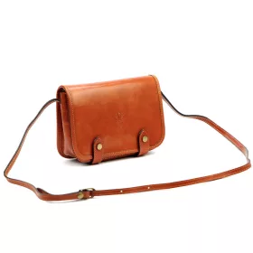    Dámska lesklá kožená crossbody kabelka Florence 58 koňakovohnedej farby 20 x 15 x 7 cm