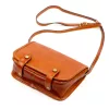  Dámska lesklá kožená crossbody kabelka Florence 58 koňakovohnedej farby 20 x 15 x 7 cm