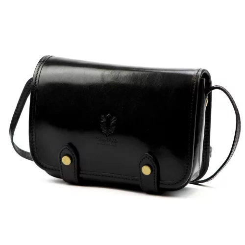  Dámska čierna lesklá kožená crossbody kabelka Florence 58 20 x 15 x 7 cm
