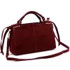  Dámska kabelka Camilla PREMIUM 10.008 z bordovej semišovej kože 35 x 23 x 16 cm
