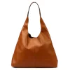  Dámska kožená kabelka cez rameno Luka 26-082 v koňakovo hnedej farbe 50 x 42 x 11 cm