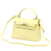  Dámska kožená kabelka Luka 19-17 MN svetložltá, crossbody 23 x 19 x 12,5 cm