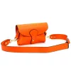  Dámska kožená kabelka cez rameno Luka 24-076 mandarínkovo oranžovej farby, crossbody 22 x 15 x 6 cm