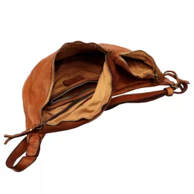    Dámska kožená crossbody kabelka VS 019 koňakovej farby 40 x 20 x 14 cm