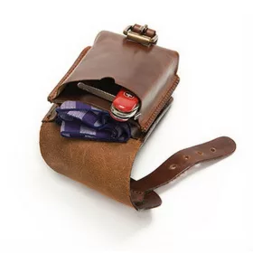  Stojaca mini taška na opasok z byvolej kože 9x6x13cm