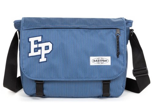  Bočná taška Eastpak Delegate+ Base EP Blue, taška na notebook 17"