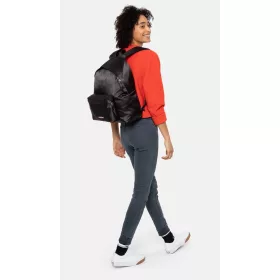  Batoh Eastpak Polstrovaný Pak'R Satin Black