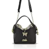  Dámska crossbody kabelka Zellia 26048 čierno-zlatá s motýľovou dekoráciou 21 × 17 × 9 cm